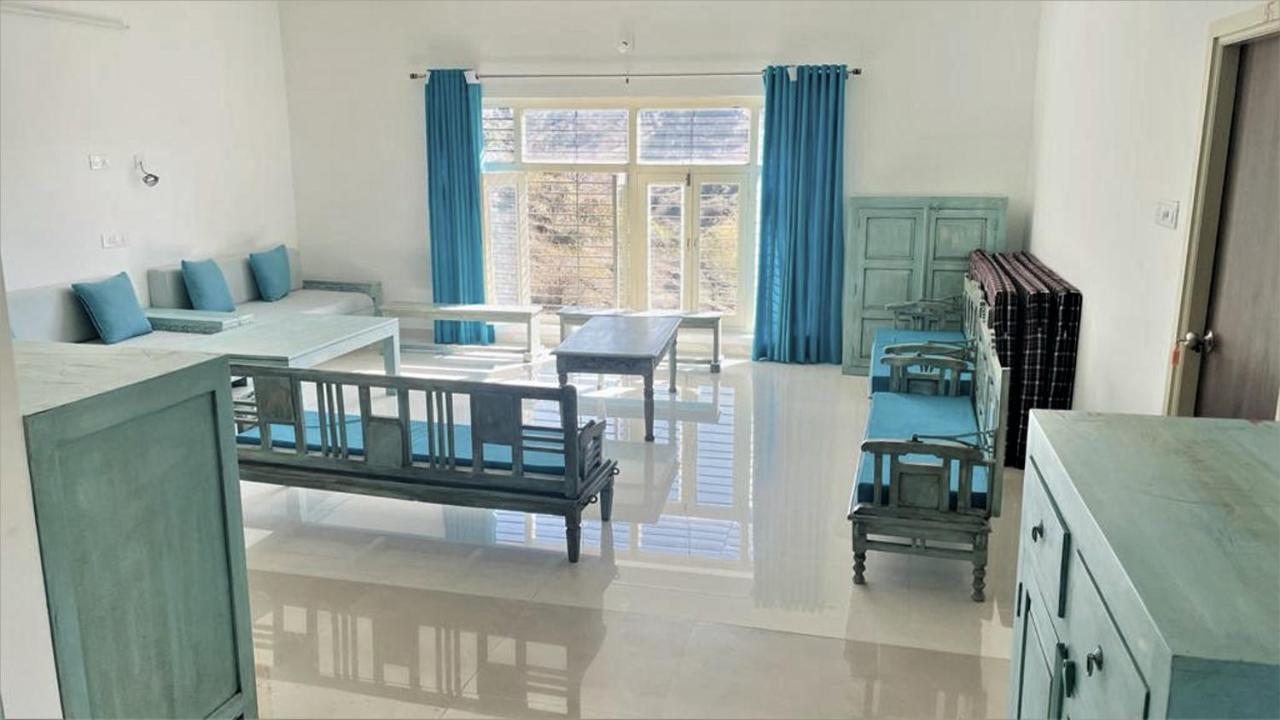 Shikhar Bunglow - A Stunning Valley View Bungalow In Mount Abu Bed & Breakfast Exterior foto