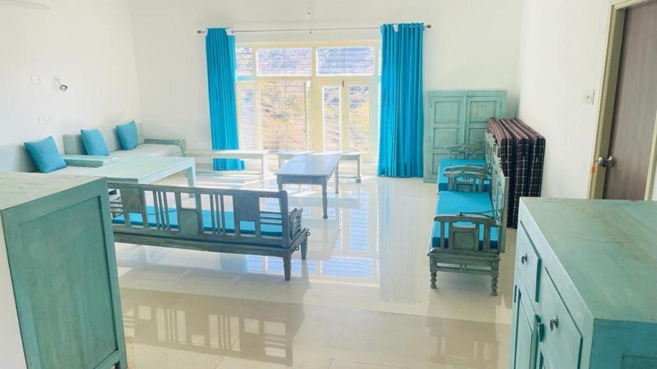 Shikhar Bunglow - A Stunning Valley View Bungalow In Mount Abu Bed & Breakfast Exterior foto